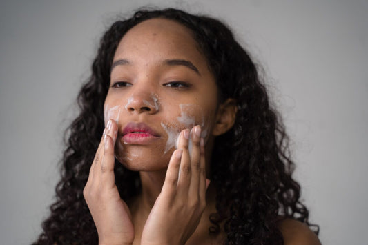 Double Cleansing: Die Geheimwaffe für eine strahlende Haut